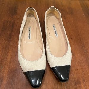 MANOLO BLAHNIK captoe nude and black quilted leather ballet flats Giungla